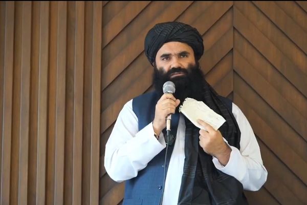 سراج الدین حقاني: د نظام حیثیت باید زموږ تر شخصي ګټو او مقامونو لوړ واوسي
