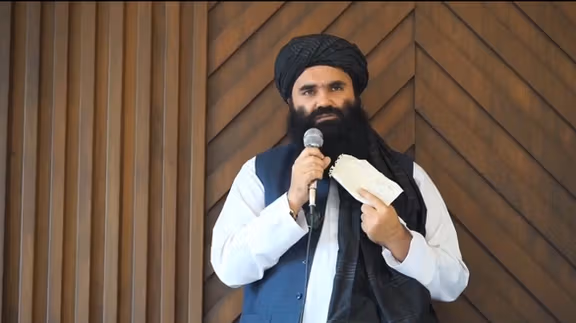 سراج الدین حقاني: د نظام حیثیت باید زموږ تر شخصي ګټو او مقامونو لوړ واوسي