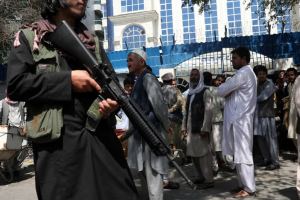 منظمة «ني» الداعمة للإعلام: قطع الإنترنت يهدف إلى إخفاء الجرائم وزيادة القيود على الفتيات