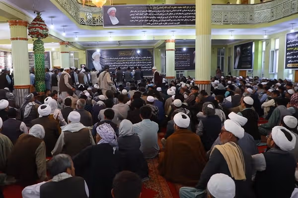 نمایندگان سراجالدین حقانی در مراسم فاتحه آیتالله فیاض شرکت کردند