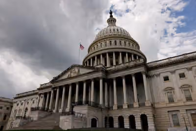 US Lawmaker Pushes To Restore Deportation Protections For 8,000 Afghans