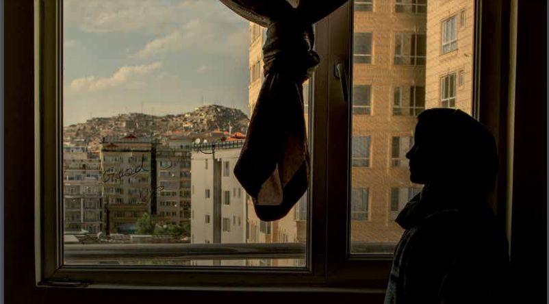 پیامدهای روانی قطع اینترنت؛ ترس و درماندگی خانواده‌ها در پی گسست ارتباطی