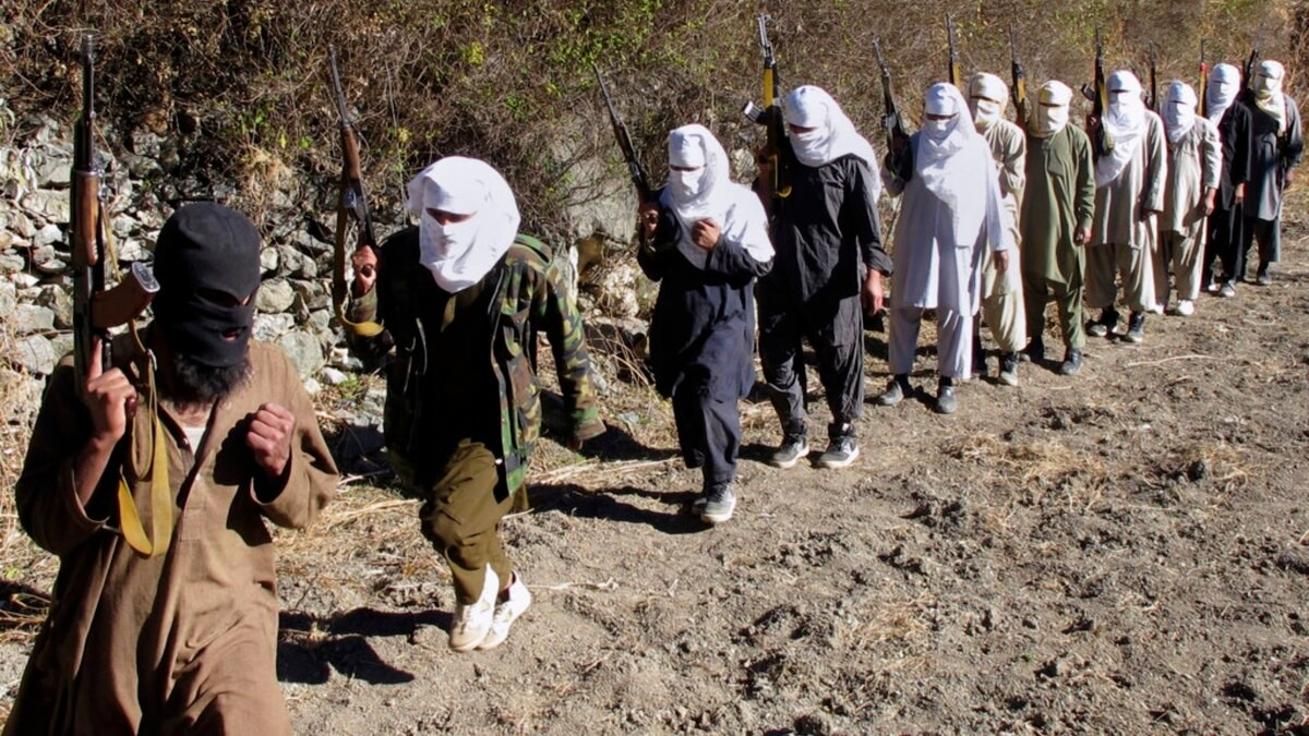 د جهادي ډلو پر مالکیت کړکېچ؛ ایا طالبانو له پاکستانه د جهادي ډلو مالکیت تر لاسه کړی؟