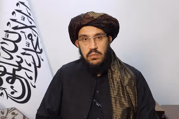 پاکستان کې د طالبانو سفیر: د افغانستان او پاکستان امنیتي محاسبې سره تړلې دي