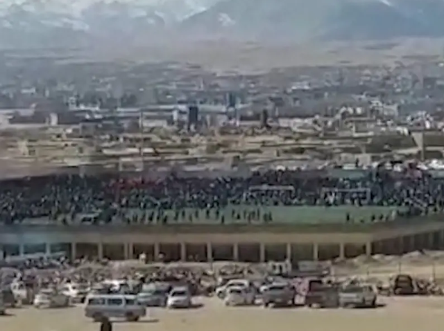 Taliban Publicly Execute Two Men Accused Of Murder in Ghazni, Say Local Sources