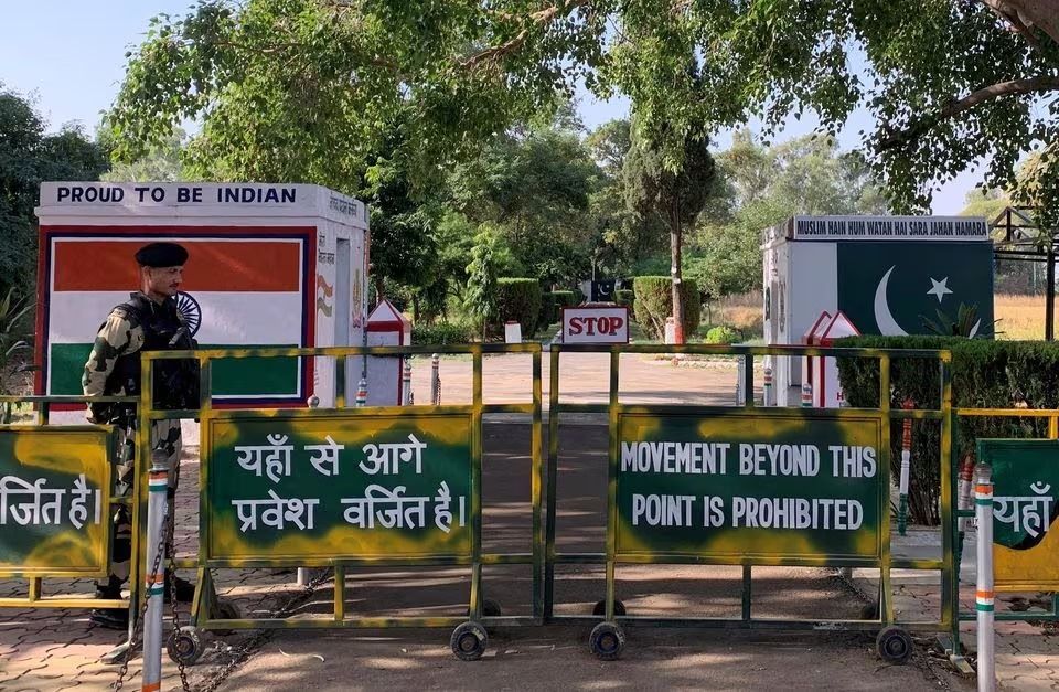 هند به سفر دیپلومات بریتانیایی به کشمیر تحت کنترول پاکستان اعتراض کرد