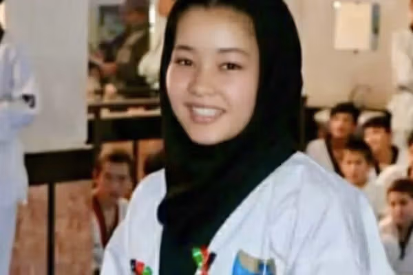 اعتقال لاعبة التايكواندو في هرات يؤدي إلى حجب الوثائقي هيلا.. عن الجمهور