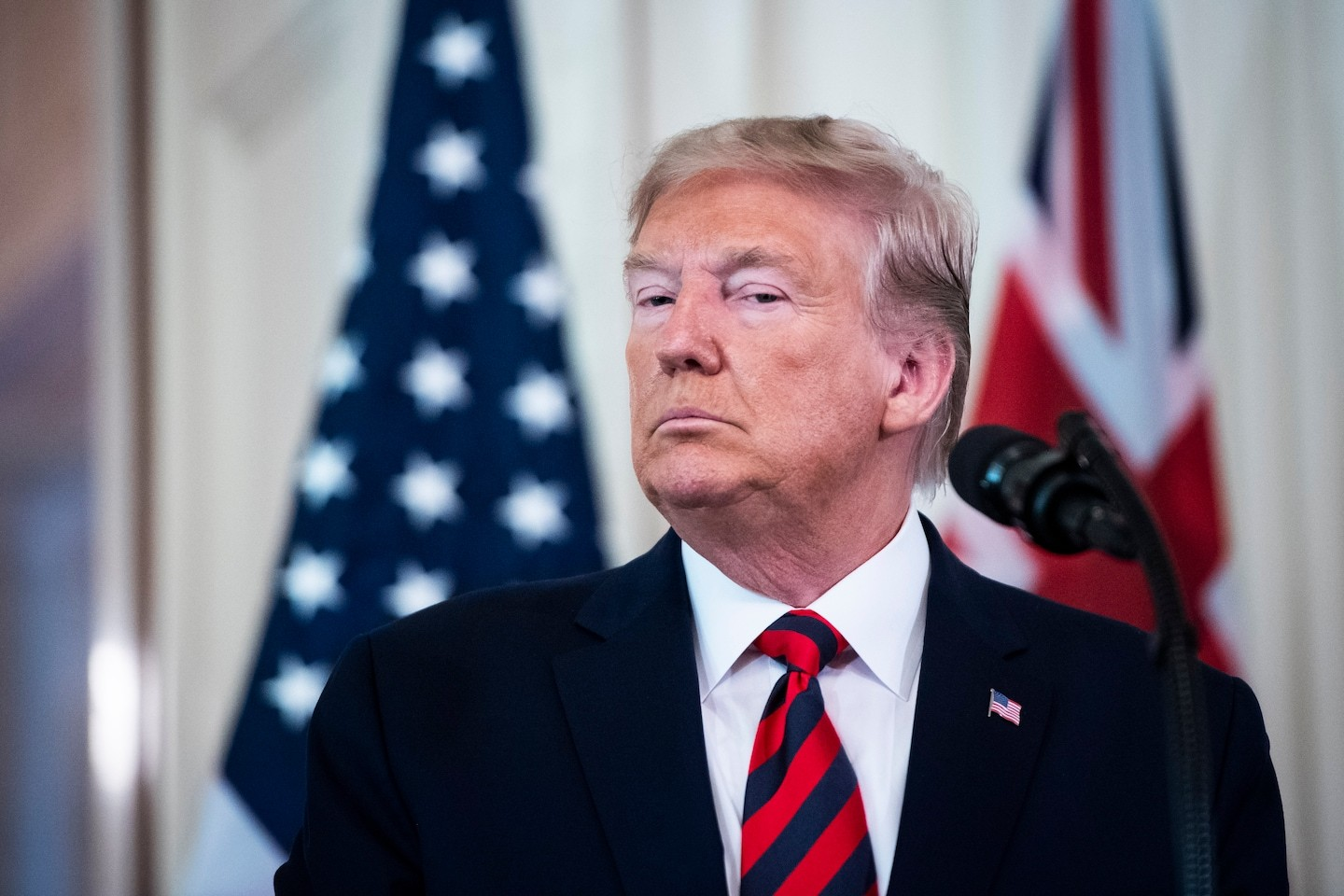 نظرپوښتنه: ۵۱ سلنه د نظرپوښتنې ګډونوال په دې باور دي چې ټرمپ به له طالبانو سره تعامل کوي 