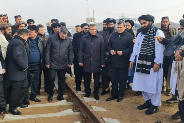 Turkmenistan’s FM Visits Herat’s Torghundi Port In Unexpected Trip