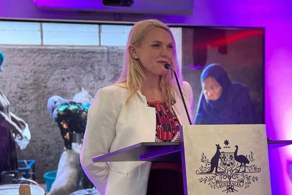اسټرالیا د طالبانو د مخالفو جریانونو د اتحاد هرکلی کړی دی