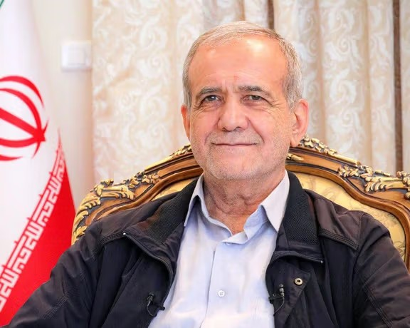 مسعود پزشکیان: د امریکا او اروپا پر وړاندې به سر ټیټ نه‌کړو