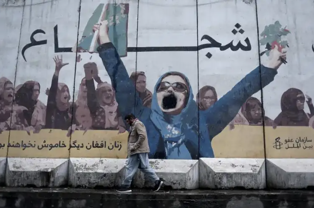 إسبانيا: تطبيع العلاقات مع طالبان مشروط باحترام حقوق الإنسان