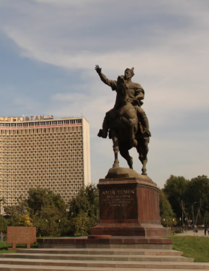 الأفغانیین هم أكبر فئة من التجار الأجانب في أوزبكستان