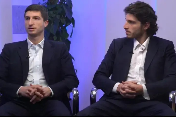 د عمران خان زوی: د پاکستان حکومت په قصدي ډول زموږ د ویزو غوښتنلیکونو په اړه اقدام نهکوي