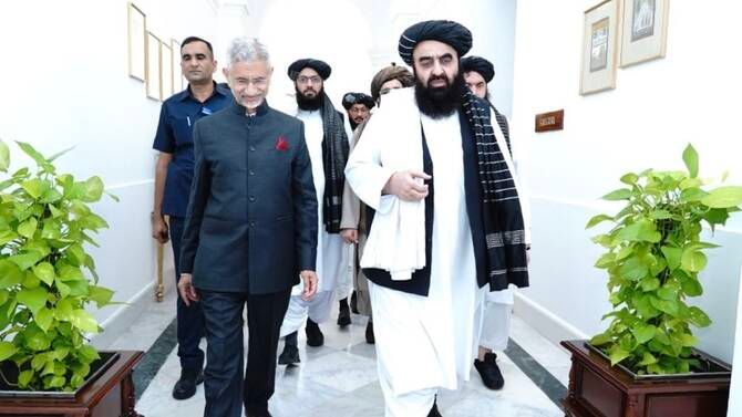 سویلي اسیا کې د قدرت بدلون؛ پاکستان، بنګله‌دېش ته او طالبان هند ته نږدې شوي دي