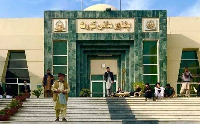 د پېښور عالي محکمې د افغان وګړي او د هغه د ماشومانو د جبري ایستلو مخه ونیوله