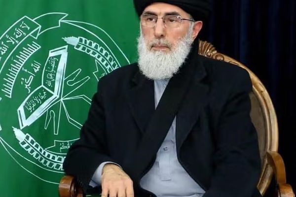 حکمتیار: د افغانستان اوسنی وضعیت د هېچا لپاره د منلو وړ نه دی