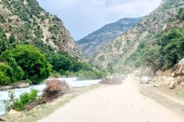 طالبان د نورستان د برګمټال او کامدېش ولسوالیو د اصلي لارو پرانېستلو پرځای بدیلې لارې جوړوي