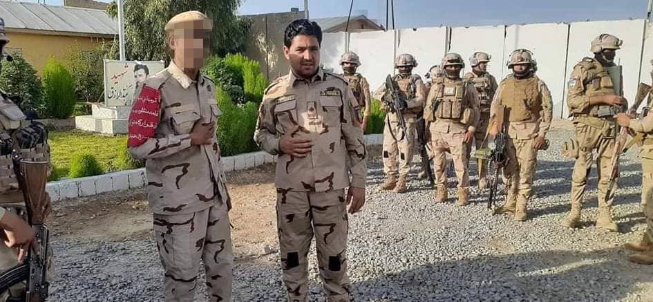 پخواني افغان سرتېري پر طالبانو نیوکه کوي چې په دولتي ادارو کې د کار اجازه نه ور کوي