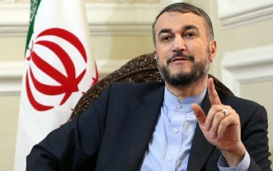 وزیر خارجه ایران از امریکا خواست به جای حمله به یمن حمایت از اسرائيل را متوقف کند