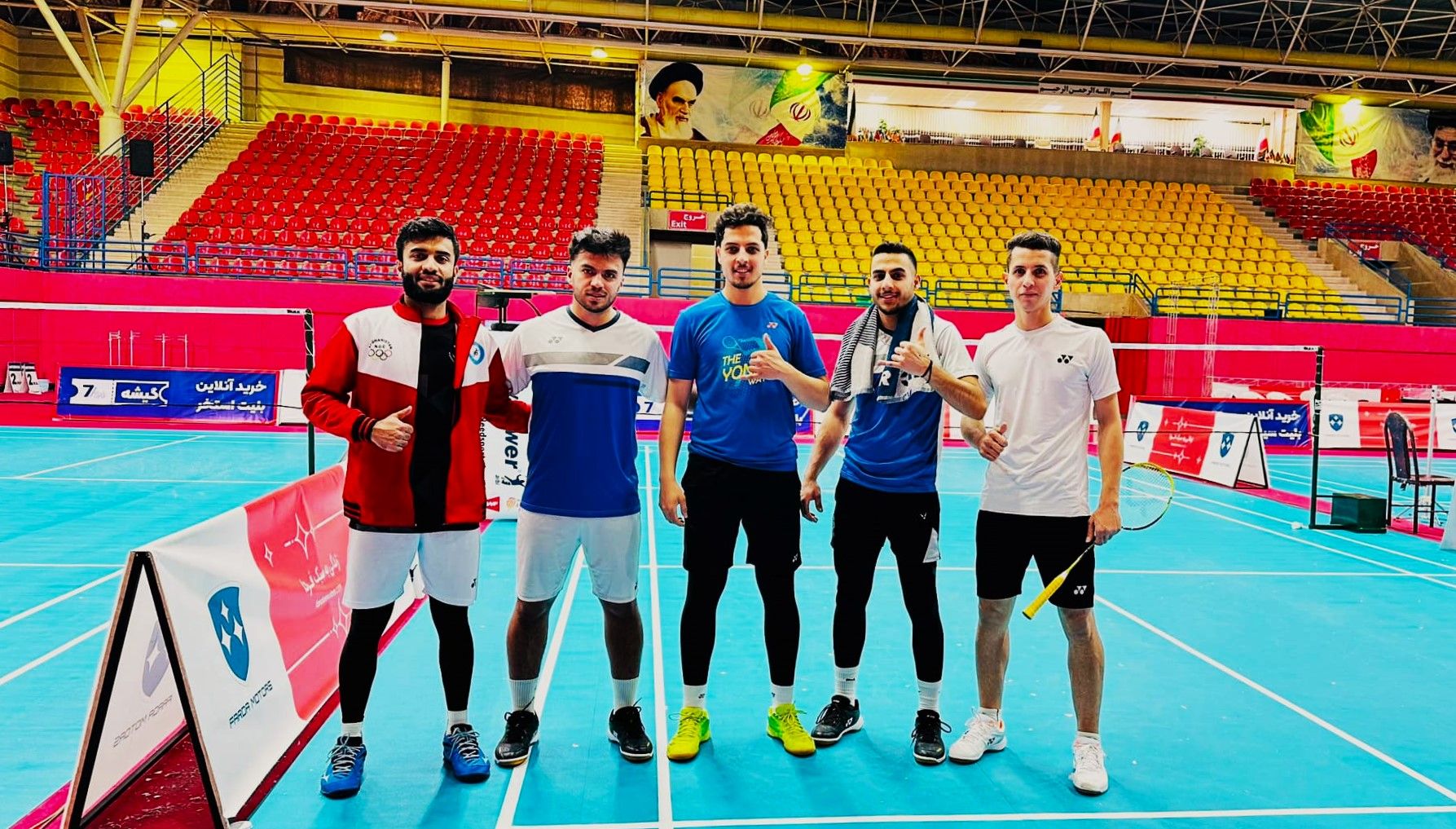 حضور تیم ملی بدمینتون افغانستان در بخش‌های زنان و مردان در مسابقات جام فجر ایران