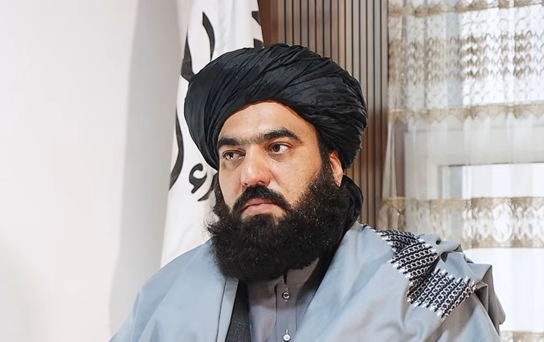 پر هبت الله د طالبانو د چارواکي نیوکه:«مننه مشره چې له وهلو خوړلو سره دې عادت کړو»