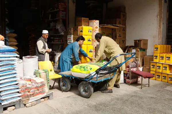 اداره طالبان میگوید یک میلیون و ۴۰۰ هزار فرصت شغلی ایجاد میکند