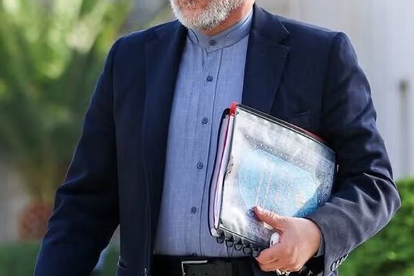 جمهوری اسلامی میگوید سفر عراقچی به امریکا بهدلیل «مشکل ویزا» لغو شد