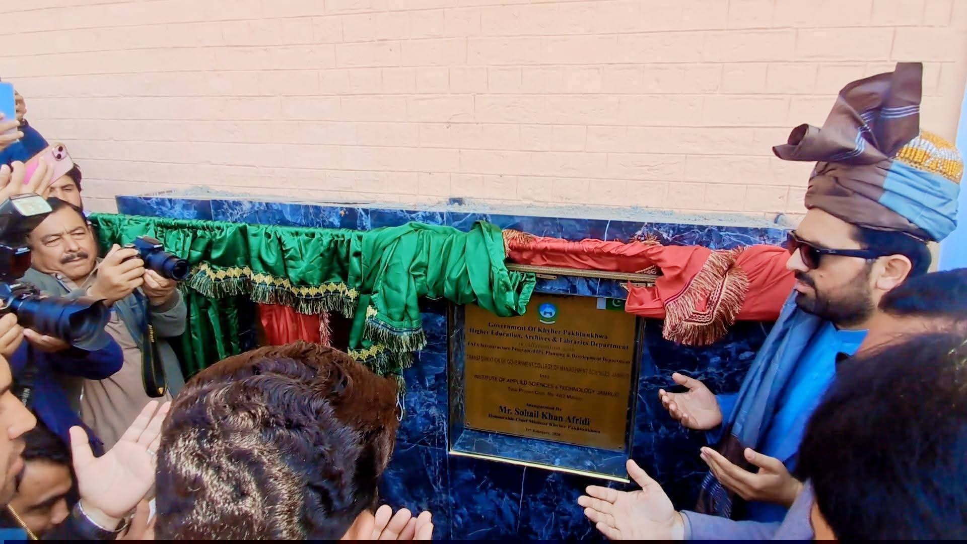 سهیل اپریدی: د پاکستان ملي رسنۍ پر پښتنو کېدونکي ظلمونه نه ښيي