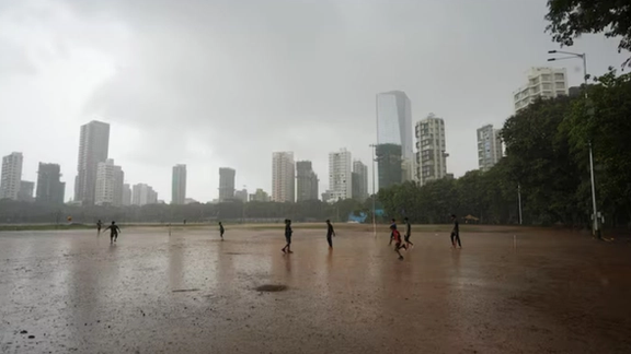 سیل جان ۱۶ نفر را در شمال غرب هندوستان گرفت