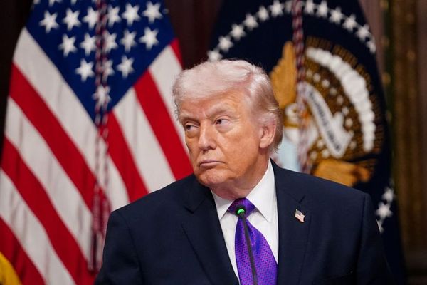 ترامپ میگوید کوبا «بهزودی سقوط خواهد کرد»