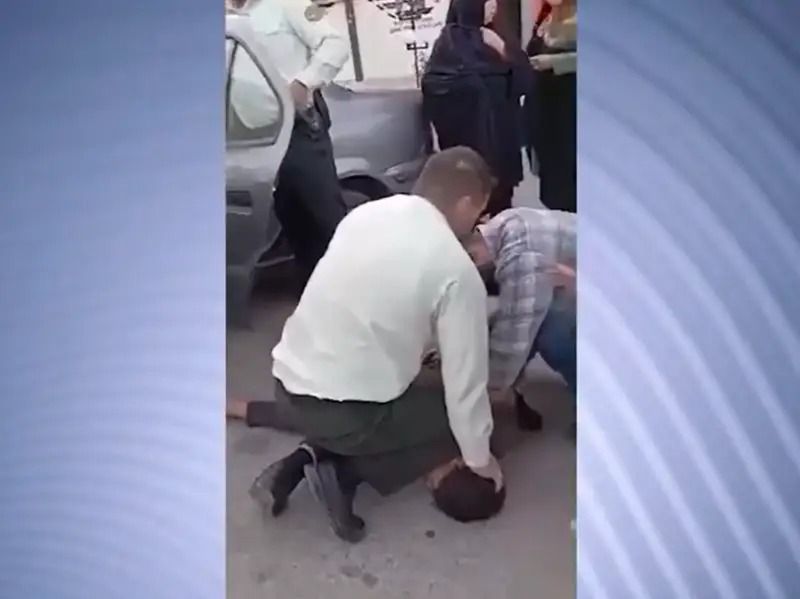 وزیر خارجه پیشین افغانستان از ایران خواست عاملان بدرفتاری با مهاجران افغان را مجازات کند