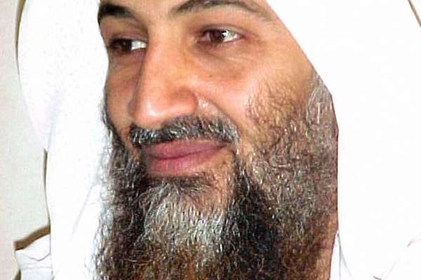 بنلادن ولې خپلو مېرمنو ته یوازې د ورېځو پرمهال د سفر سپارښتنه کوله؟