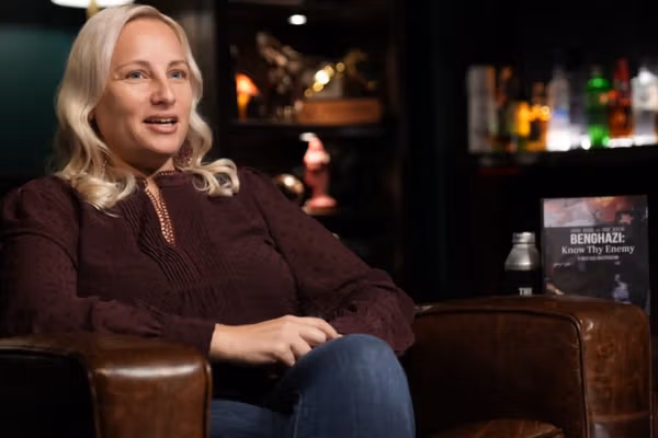 سارا اډمز: د طالبانو پروپاګنډه د افغانستان حقیقي امنیتي خطرونه پټوي