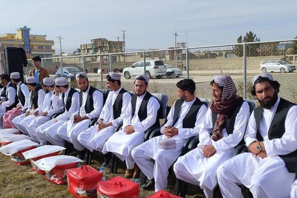 په لوګر کې د ۶۵ جوړو د ډلهییز واده مراسم ترسره شول