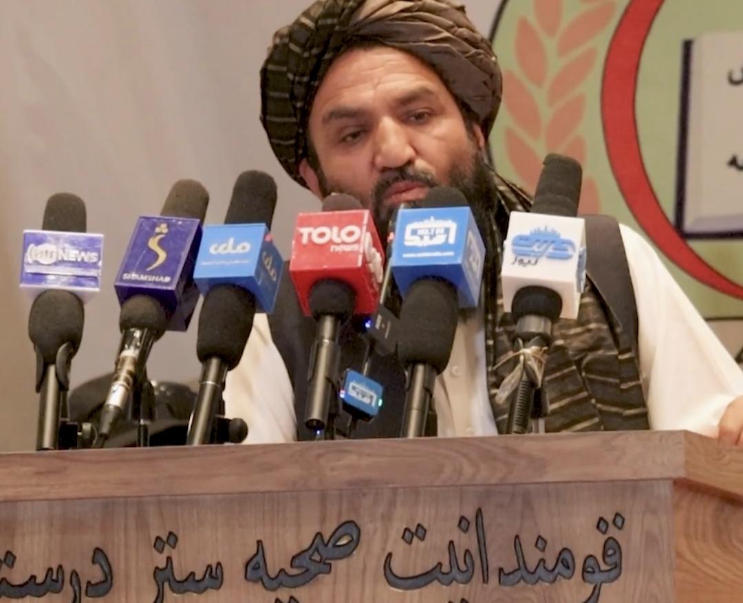 طالب چارواکی: افغان ډاکټران دې ناروغانو ته پاکستاني درمل نه لیکي