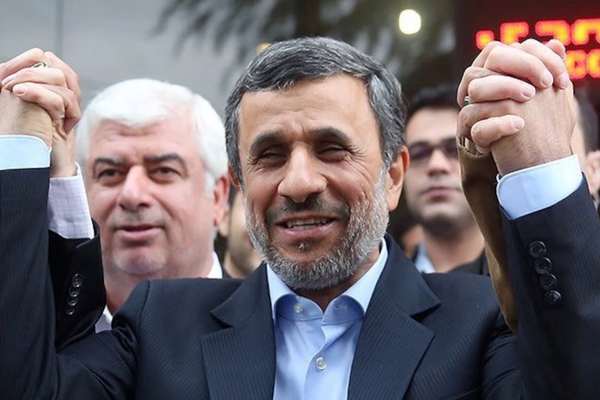 هاآرتص: اسرائیل احمدینژاد را برای رهبری ایران پس از تغییر حکومت در نظر گرفته بود