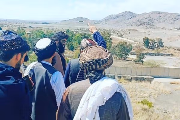 طالبان وايي په خوست کې پر ۱۳۰۰ جریبه ځمکه د کډوالو لپاره ښارګوټی جوړ وي