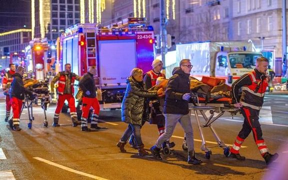 حنیف اتمر په جرمني کې د کریسمس په یوه بازار کې د ۶۲ کسانو مرګژوبله ترهګریزه پېښه وبلله