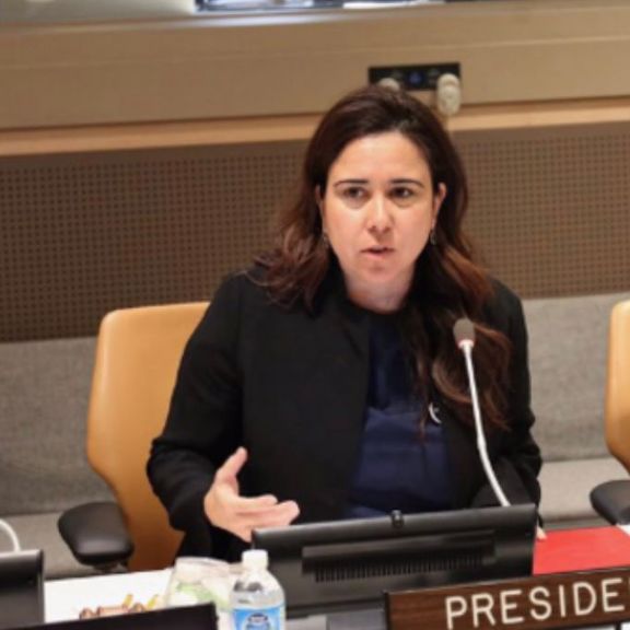 امارات: محدودیتهای وضعشده از سوی طالبان بر زنان با ارزشهای اسلامی سازگار نیست