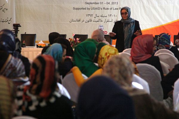 د طالبانو د بندیزونو له امله ښځینه قاضیانې او څارنوالانې له جدي ننګونو سره مخ دي