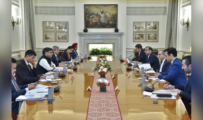 دیپلومات‌های ایران و هند بر توسعه بندر چابهار برای حمایت از بازسازی افغانستان تاکید کردند