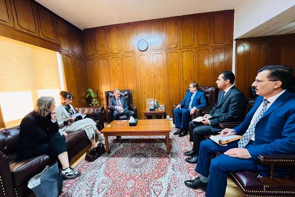 صادق خان: له افغانستان څخه د فعالیت کوونکو ترهګرو ډلو په اړه جدي اندېښنې لرو