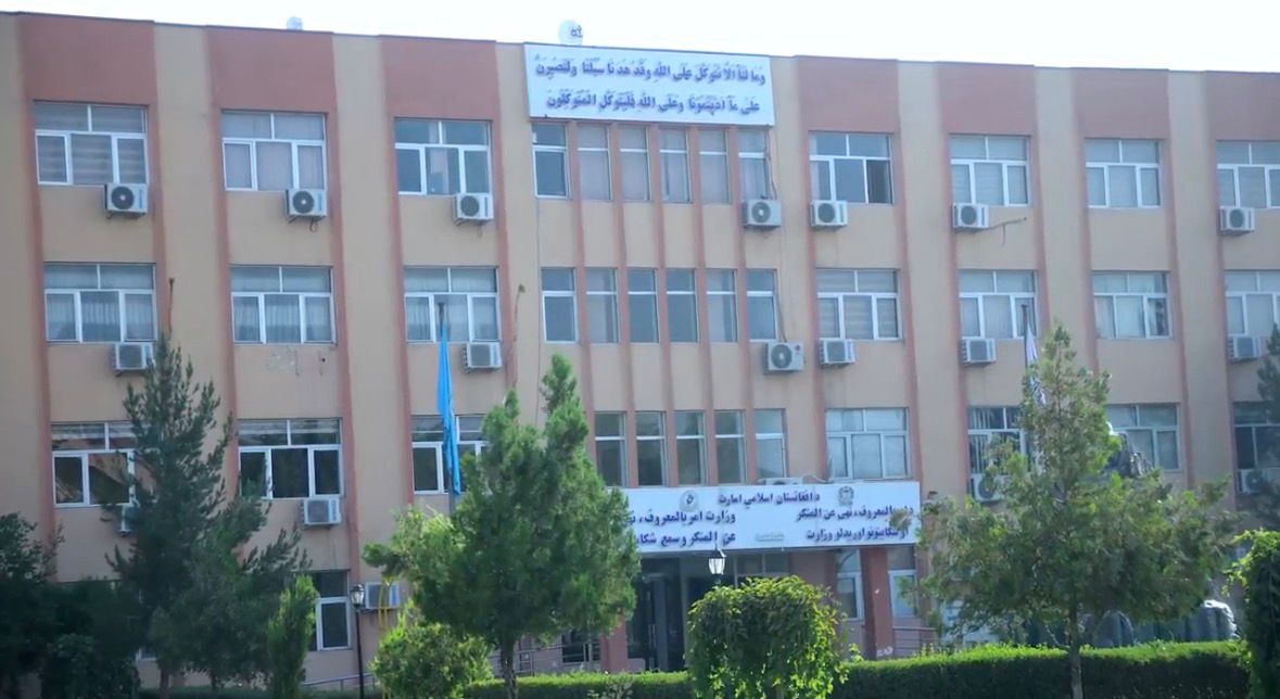 طالبان پس از لت‌وکوب یک جوان در هرات از او اعتراف اجباری گرفت