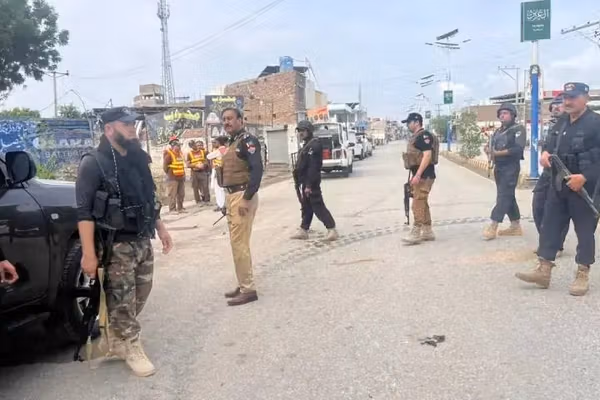 پاکستان از حمله شبهنظامیان به پولیس در خیبرپختونخوا خبر داد