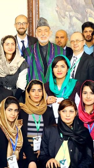 کرزی: زنان در مبارزات استقلالطلبانه رسالت خود را ادا کردهاند