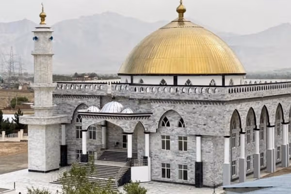 طالبان مسجدی میلیون دالری در میدان وردک ساخت