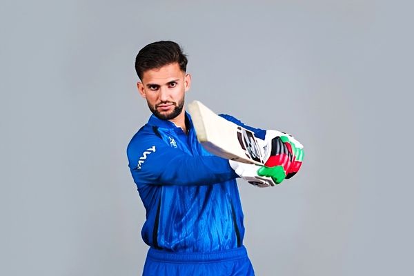 عظمتالله عمرزی به عنوان بهترین آلرواندر کریکت یکروزه جهان برگزیده شد