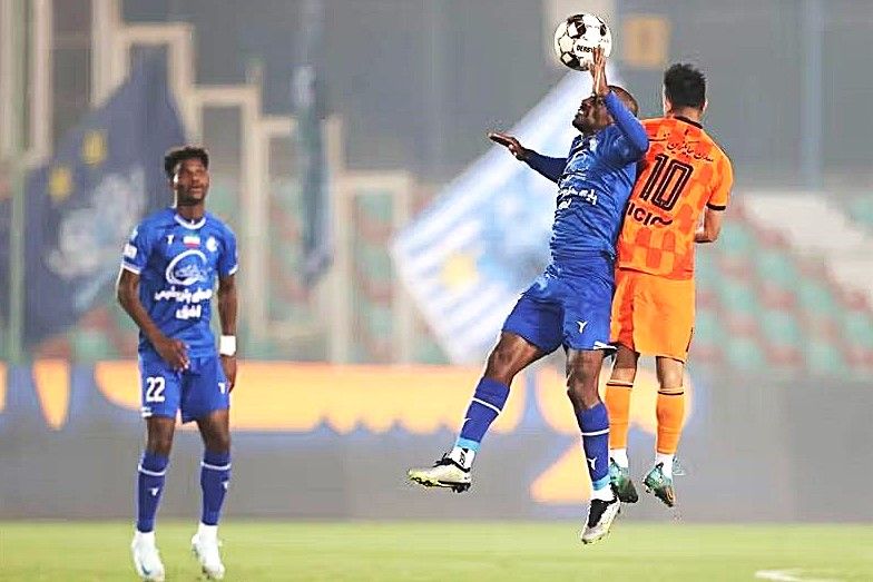 احتمال لغو دیدار تیم‌های استقلال ایران و الوصل امارات به دلیل آلودگی هوای تهران