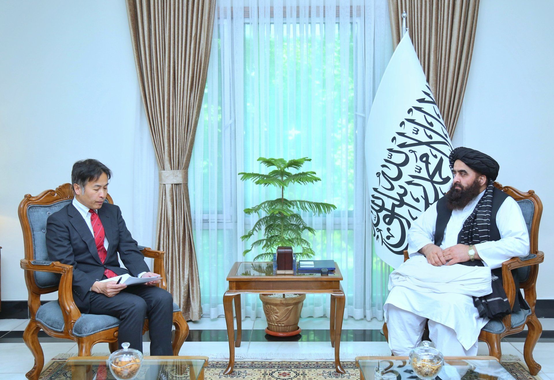 متقي: د دوحې راتلونکې ناستې ته مثبت نظر لرو، خو د خاص استازي ټاکلو اړتيا نه شته